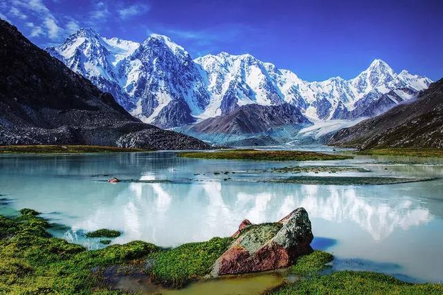 南疆小环线｜从沙漠到雪山，邂逅独库公路，深入中国最美景观大道