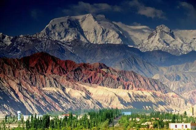 南疆自驾环线，一条就能尽揽南疆的风光与民俗的大环游！